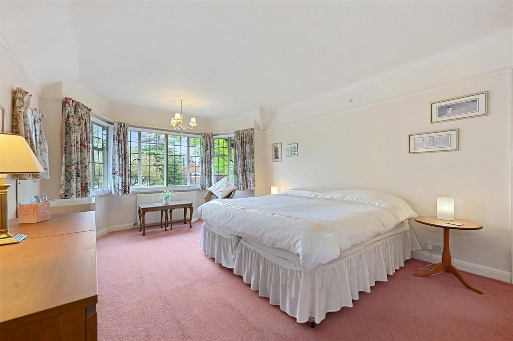 WH - 32 Chiltern Road - Bedroom A3 (1).JPG