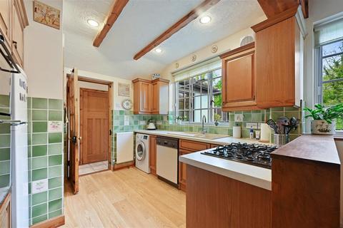 32 Chiltern Road, Sutton, SM2 5RD
