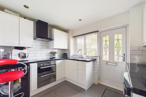 3 bedroom end of terrace house for sale, Rose Close, Nottingham NG3