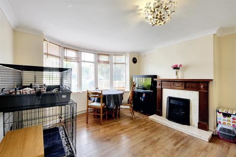 3 bedroom semi-detached house for sale, Crofton Road, Attenborough, Nottingham