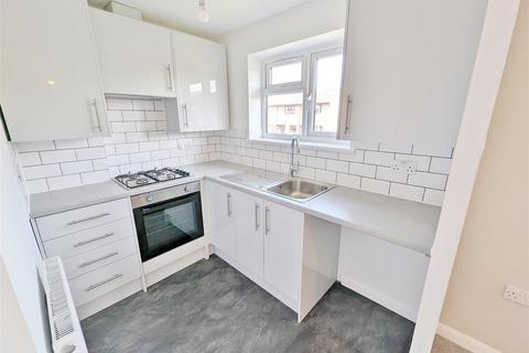 1 bedroom apartment to rent, Suffolk Avenue, Leigh On Sea