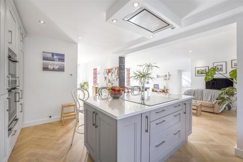 10 Brookfield Road, Coton, Cambridge, CB23 7PT