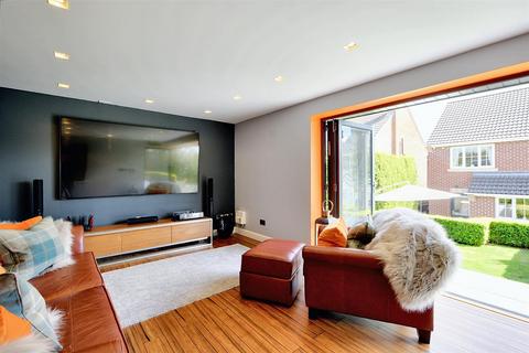 5 bedroom detached house for sale, Derby Road, Beeston, Nottingham