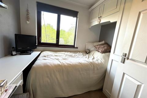 3 bedroom semi-detached house for sale, Crimmond Rise, Halesowen