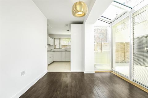 5 Hobson Avenue, Trumpington, Cambridge, CB2 9EG