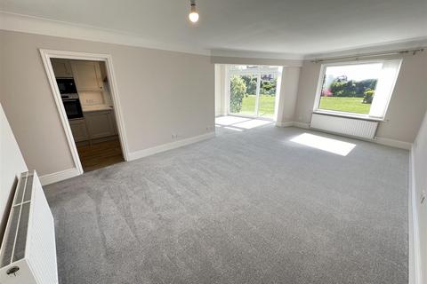 3 bedroom apartment for sale, The Kings Gap, Hoylake, Wirral