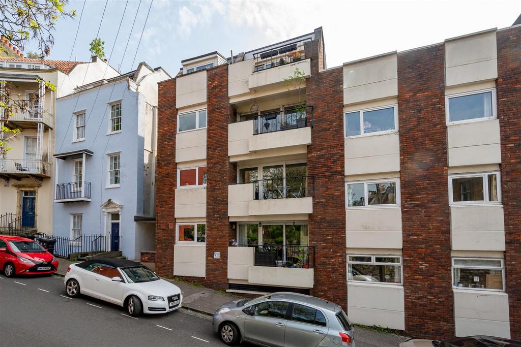 44b Granby Court BS8 4 LS 2.jpg