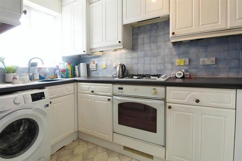 2 bedroom terraced house for sale, Two Mile Drive, Slough