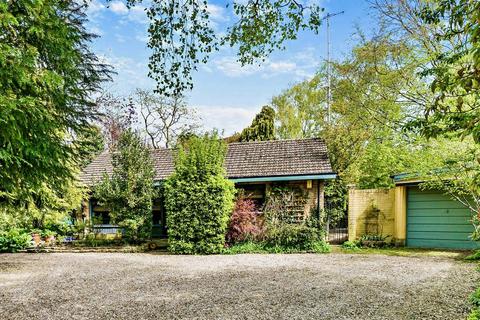 2 bedroom bungalow for sale, The Avenue, Cirencester