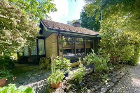 2 bedroom bungalow for sale, The Avenue, Cirencester