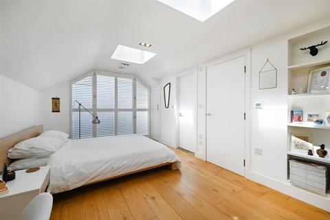 2 bedroom house for sale, Cowper Road, Wimbledon SW19