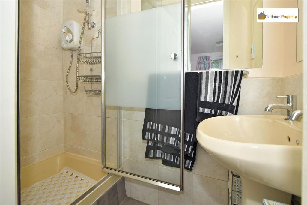 En suite shower room