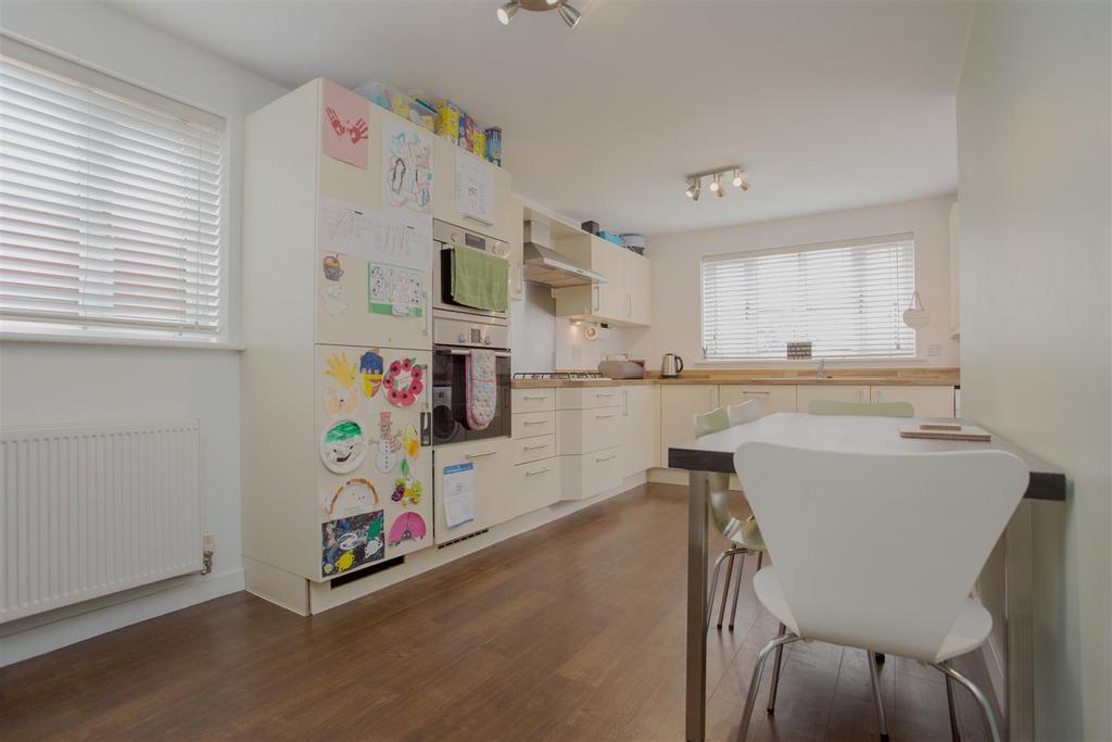 Kitchen/Breakfast Room