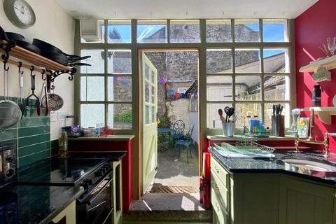 66 Yeoman Street, Bonsall, Matlock, DE4 2AA