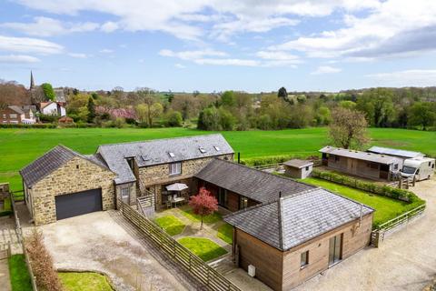 4 bedroom equestrian property for sale, Carr Lane, Leeds LS14