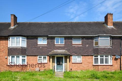 2 bedroom flat for sale, Chadwell Avenue, Cheshunt EN8