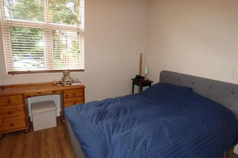 1 bedroom flat to rent, Whitelow Road, Manchester M21