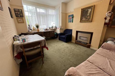 3 bedroom semi-detached house for sale, Hill Crest Grove, Kingstanding, Birmingham