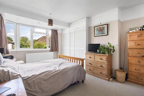 110 Mayfield Drive, Caversham, Reading, RG4 5JT