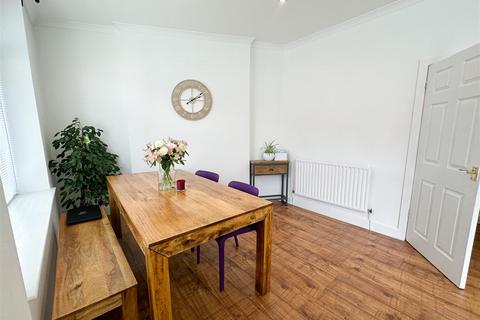 2 bedroom end of terrace house for sale, Castle Street, Barry