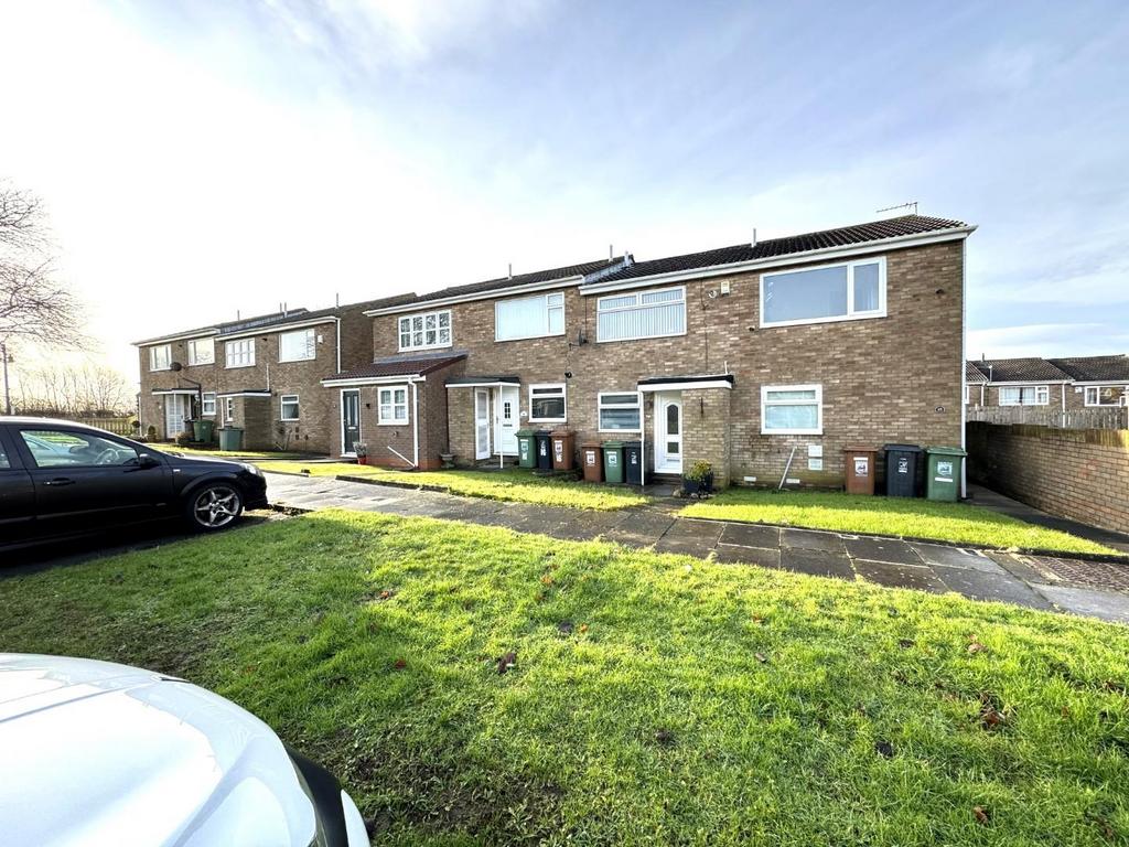 Wisbech Close, Fens, Hartlepool 2 bed terraced house £600 pcm (£138 pw)