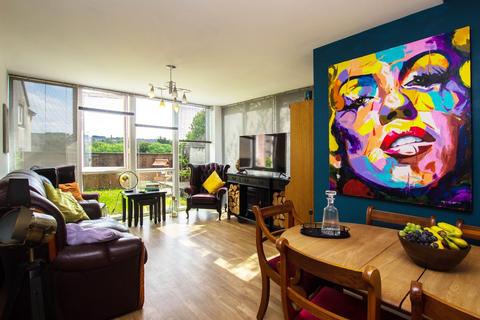 Apartment 1, Ainsworth Court Ainsworth Close, Darwen, BB3 2UN