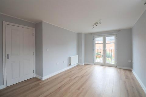 2 bedroom flat to rent, 12 Trevithich House