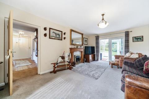 3 bedroom detached bungalow for sale, Boston Road, Horncastle, Lincs, LN9 6EY