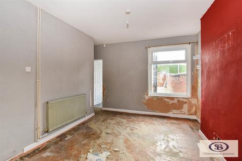 3 bedroom end of terrace house for sale, Ford Lane, Crewe