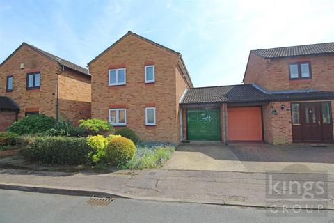 27 Oakview Close, Cheshunt, Waltham Cross, EN7 6LJ