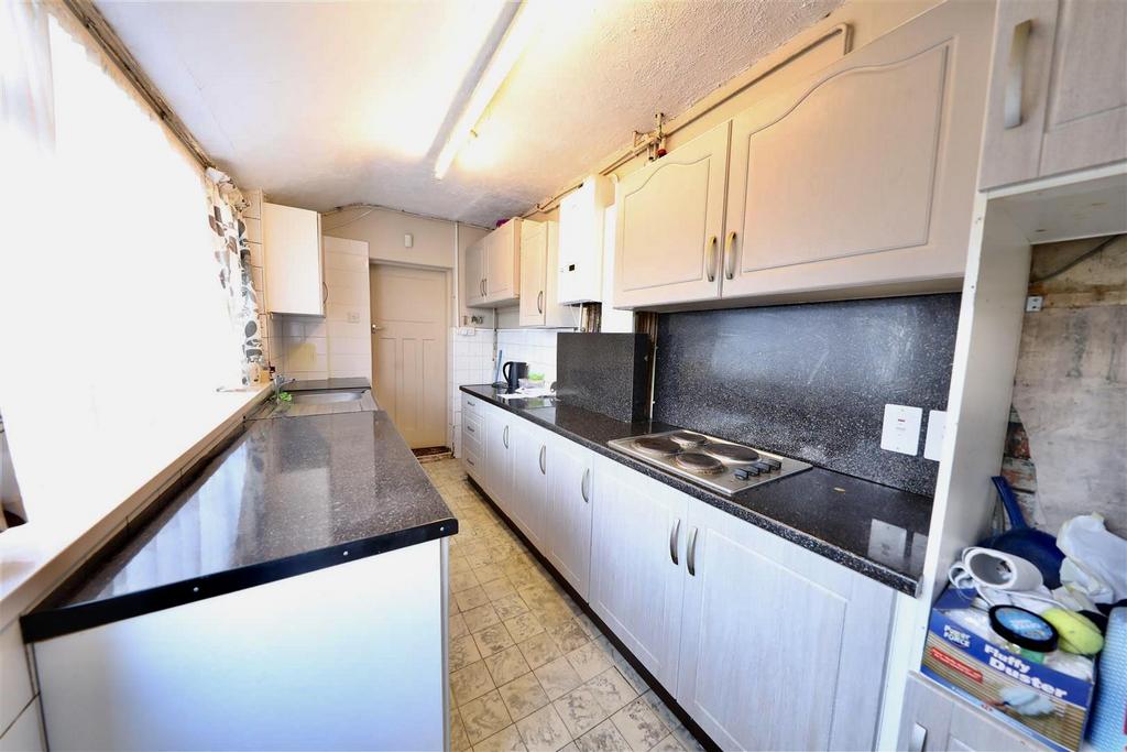 72 Fairfax Avenue - Kitchen 2.jpg