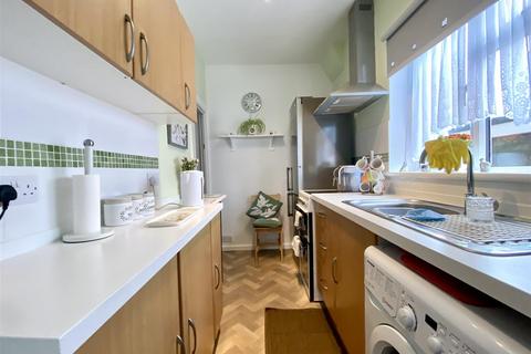 159 Cherrydown Avenue, London, E4 8DZ