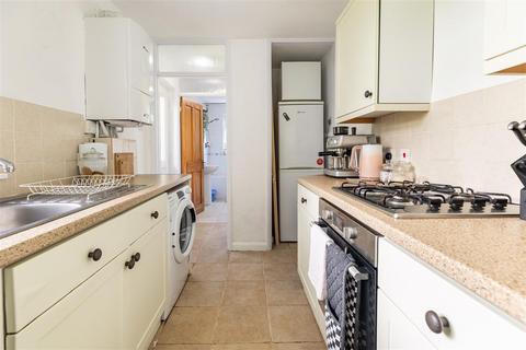 11 Fairfield Road, Epping, CM16 6SU