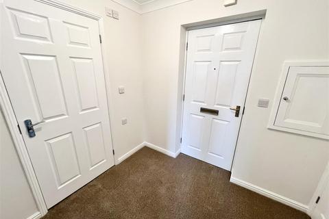 1 bedroom retirement property for sale, Haslucks Green Road, Shirley, Solihull