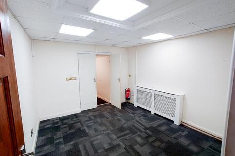 Property to rent, Darnley Road, Gravesend, Kent