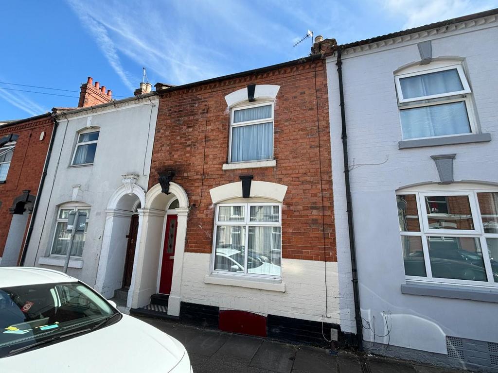 Gray Street, The Mounts, Northampton NN1 3 bed terraced house for sale