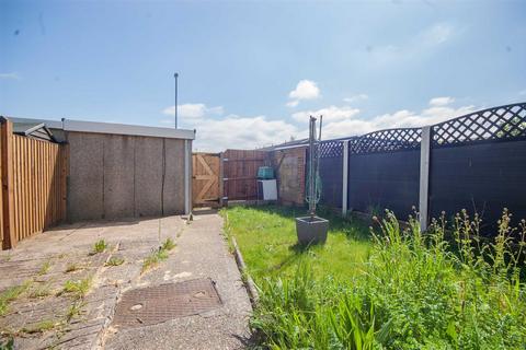 3 bedroom terraced house for sale, Readers Court, Great Baddow, Chelmsford