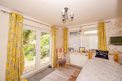 26 Gresham Way, St Leonards-on-sea, TN38 0UE