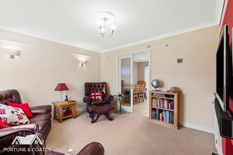 54 Peacocks, Harlow, CM19 5NY