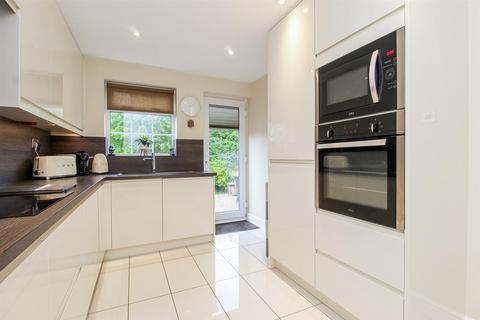 29 Geary Drive, Wakefield, WF2 0UQ