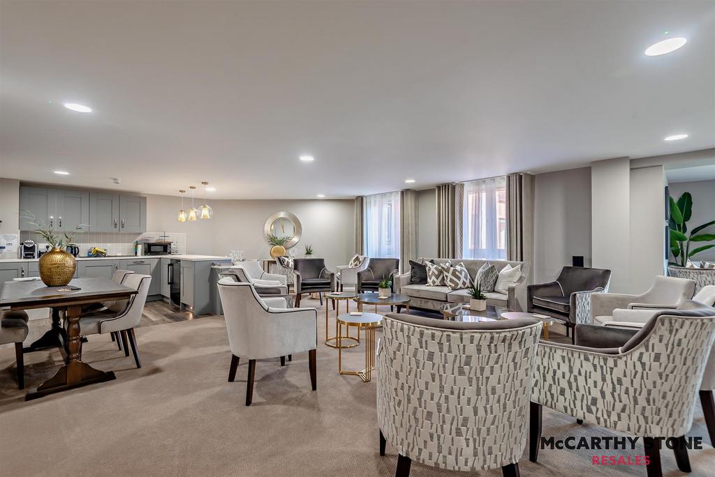Homeowners Lounge