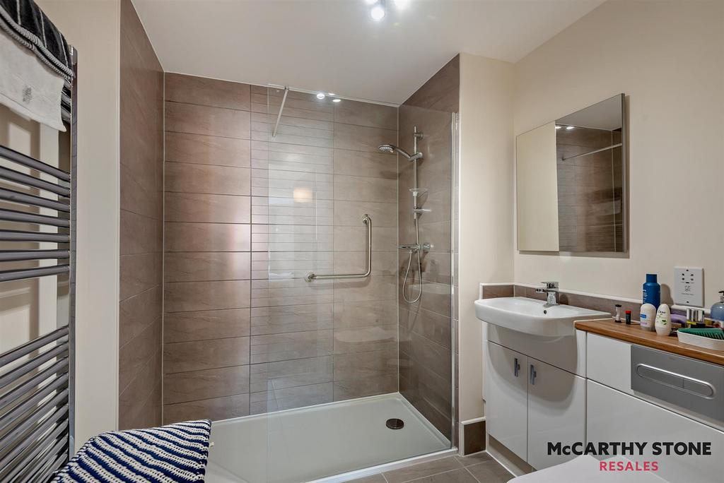Ensuite