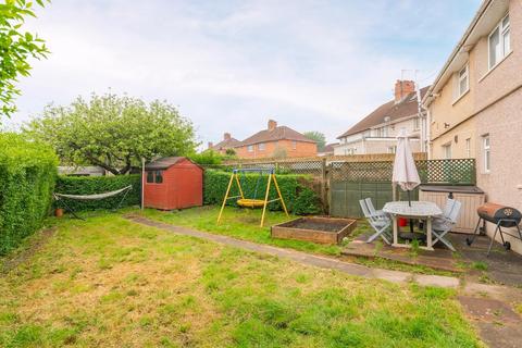 3 bedroom semi-detached house for sale, Timsbury Walk, Bedminster