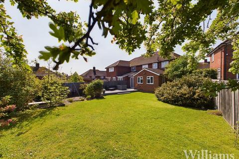 4 bedroom semi-detached house for sale, Chiltern Close, Aylesbury HP17