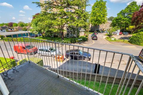 Flat 7, 1 Ventnor Road, Sutton, SM2 6BT