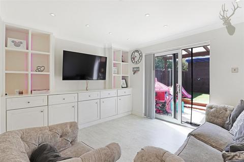 9 Friars Close, London, E4 6UX