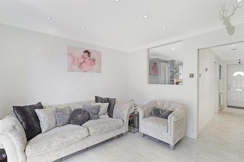 9 Friars Close, London, E4 6UX