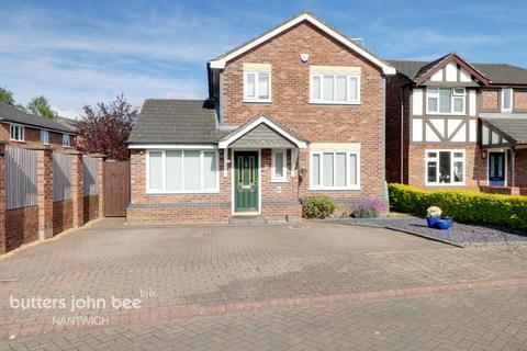 4 bedroom detached house for sale, Kingfisher Close, Nantwich