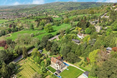 4 bedroom detached house for sale, The sought after area of Cleeve Hill, Cheltenham, Gloucestershire, GL52.