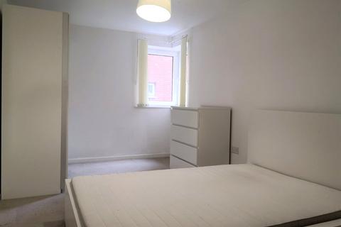 2 bedroom flat to rent, Endeavour House, 1b Elmira Way, M5